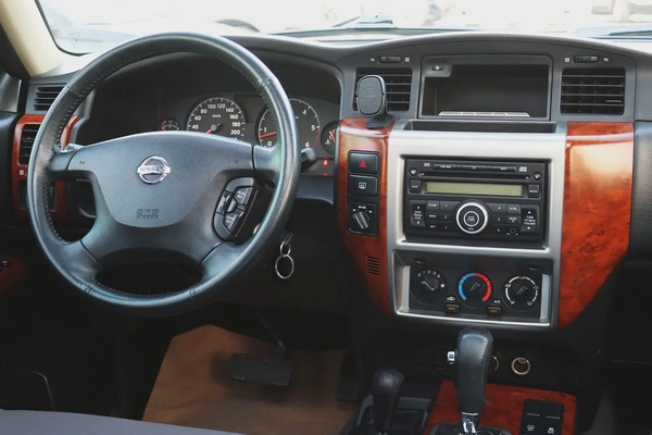 Nissan Patrol Safari - 2022 - Safari Trim - GCC Specs - Excellent Condition