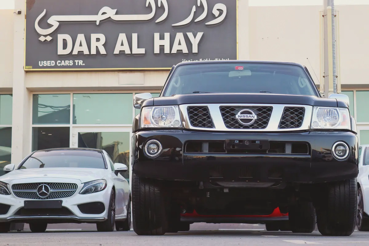 Nissan Patrol Safari - 2022 - Safari Trim - GCC Specs - Excellent Condition-1-1