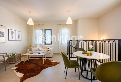 Single Row | Corner 4BR Villa | Premium Location-4