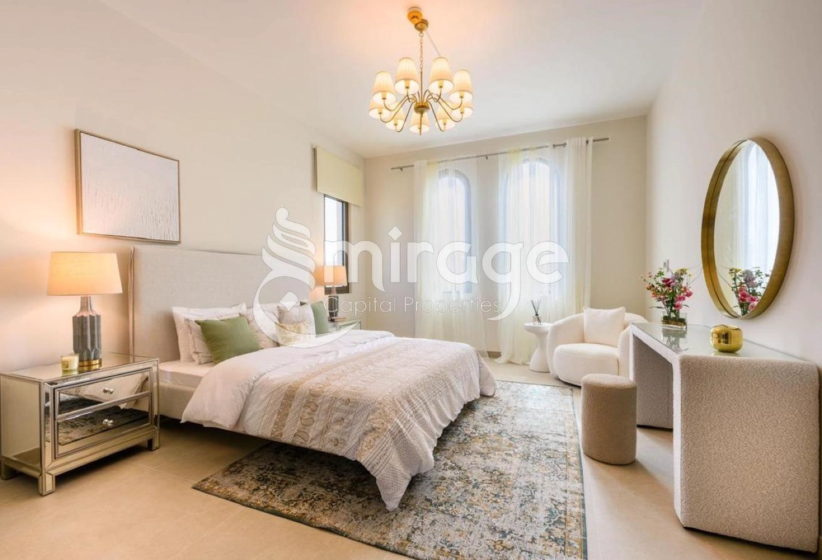 Single Row | Corner 4BR Villa | Premium Location