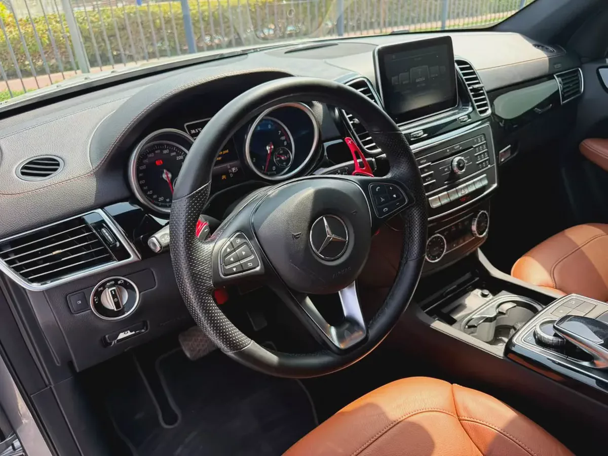 2016-Mercedes-Benz GLE 400 4MATIC-Excellent Condition-13-13