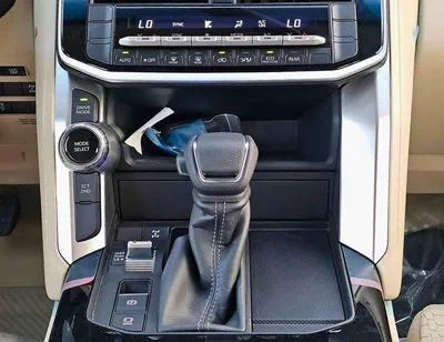 Toyota Land Cruiser GXR 3.3L Diesel Twin Turbo | Sunroof | Driver Electric Seat (CODE # GXR-G1)-8