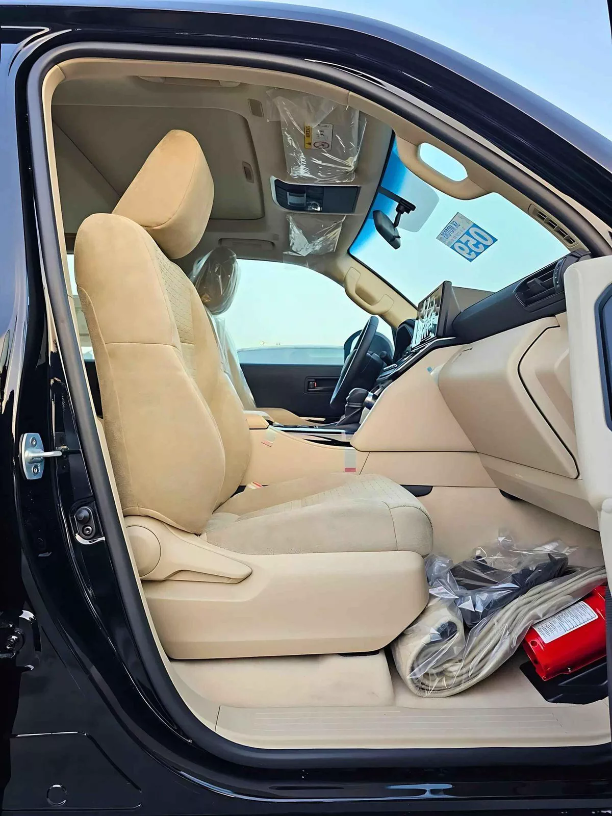Toyota Land Cruiser GXR 3.3L Diesel Twin Turbo | Sunroof | Driver Electric Seat (CODE # GXR-G1)-6-0