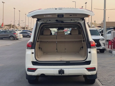 تويوتا لاند كلوزر 2022 ابيض VXR خليجي صبغ وكاله-18