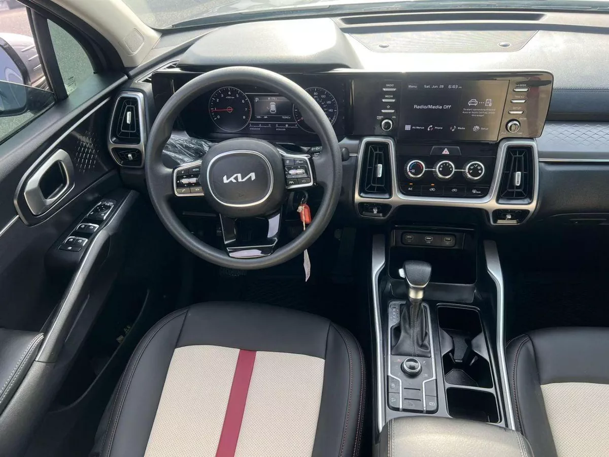 Kia Sorento S 2022 KIA SORENTO - 2.5L V4 - REAR CAM - LEATHER SEATS - 7 SEATER - 4X4 - 4 Wheel Drive-10-0