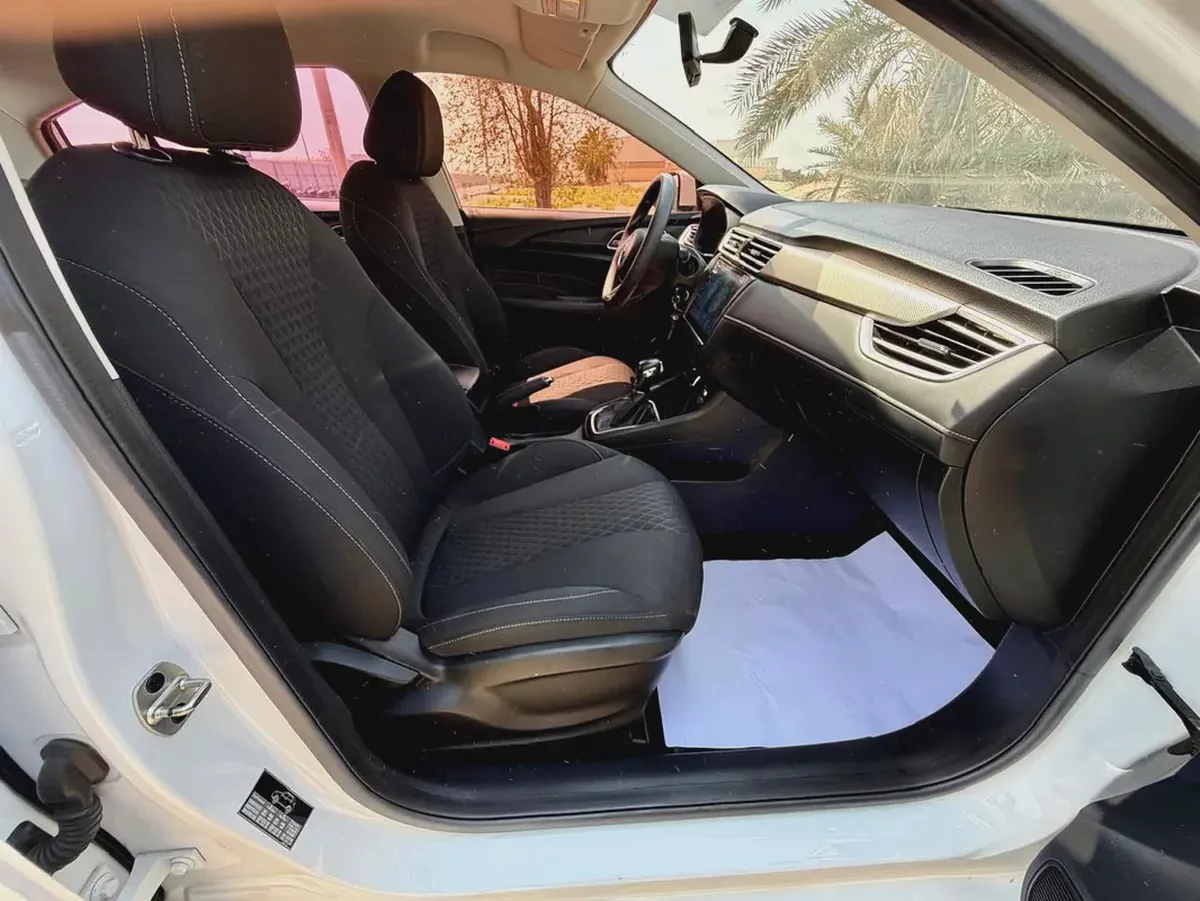 390-Monthly l GCC l 1.5L l Cruise, Camera l Accident Free-9-9
