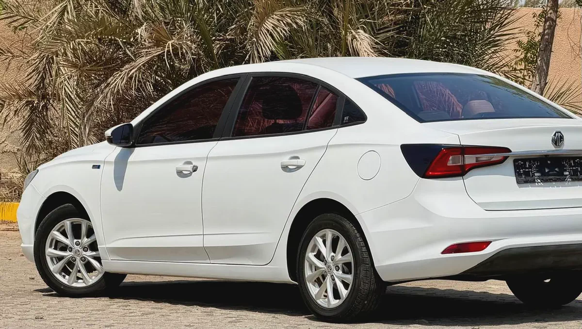 390-Monthly l GCC l 1.5L l Cruise, Camera l Accident Free-15-15