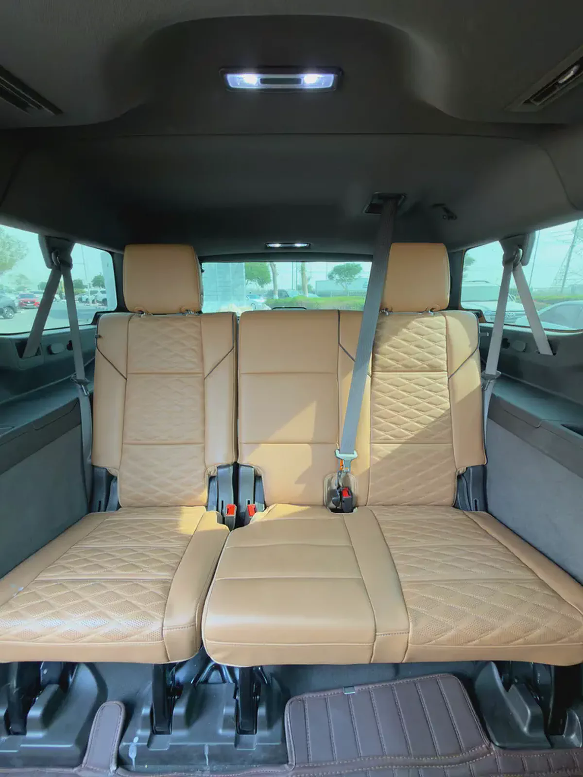 2024 Cadillac Escalade ESV Platinum | GCC Specs | Immaculate Condition-16-16