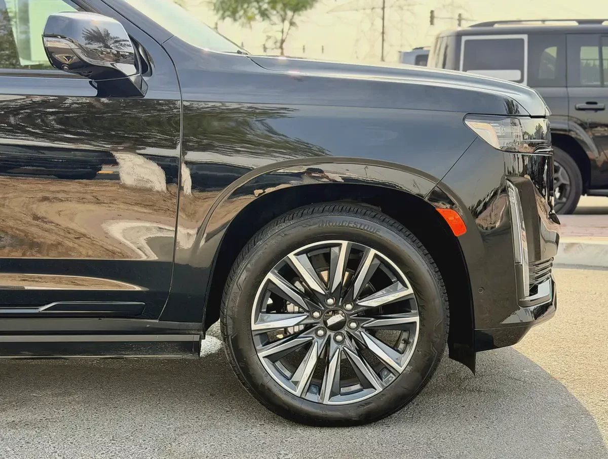 2024 Cadillac Escalade ESV Platinum | GCC Specs | Immaculate Condition-7-7