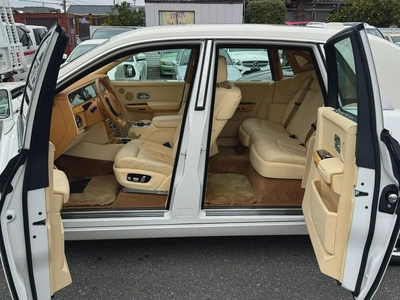 Rolls-Royce Phantom 2019 | Japanese Specs | Pristine Condition-3