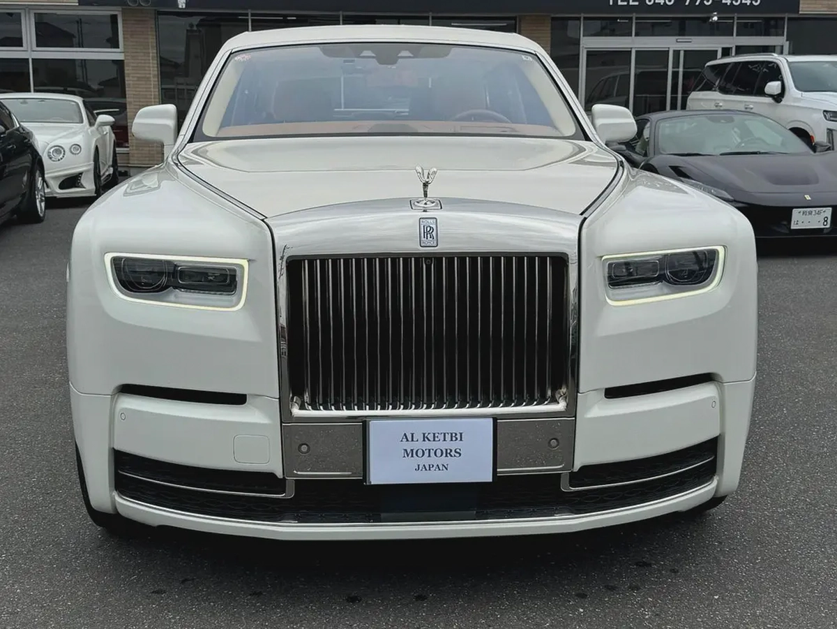 Rolls-Royce Phantom 2019 | Japanese Specs | Pristine Condition
