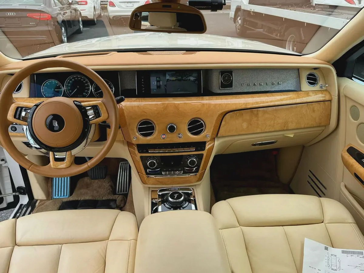 Rolls-Royce Phantom 2019 | Japanese Specs | Pristine Condition-5-5
