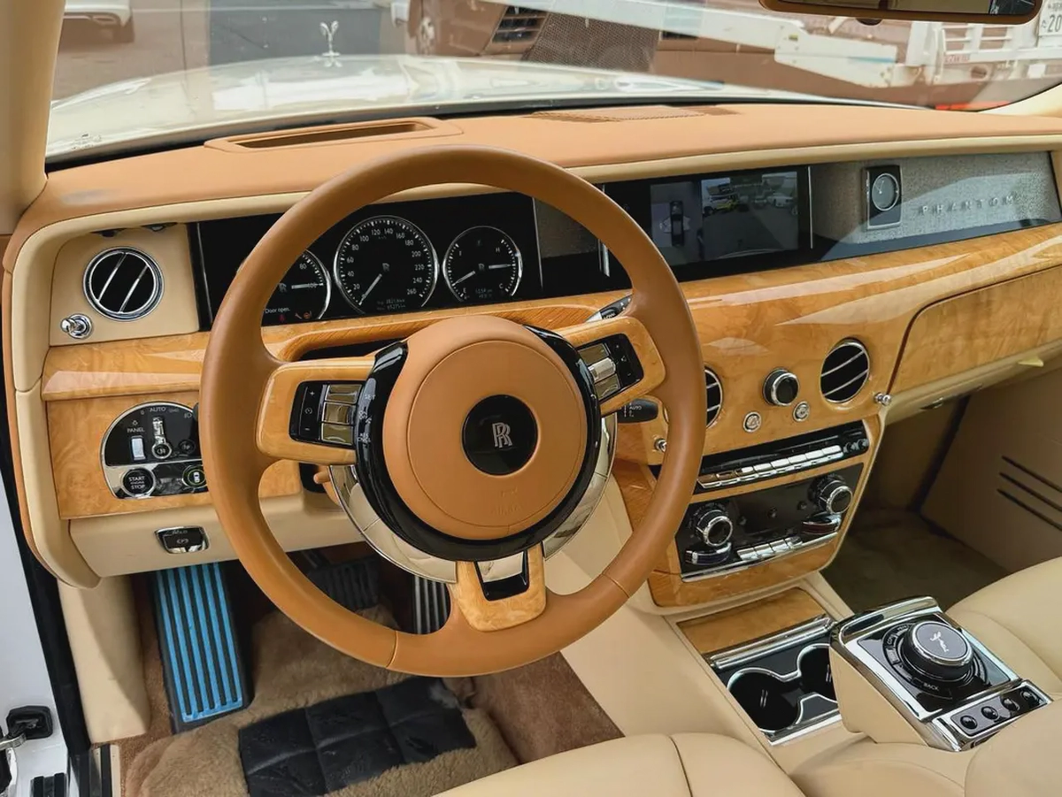 Rolls-Royce Phantom 2019 | Japanese Specs | Pristine Condition-7-7