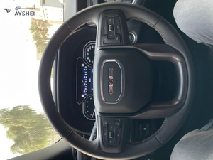 GMC YUKON AT4 2021