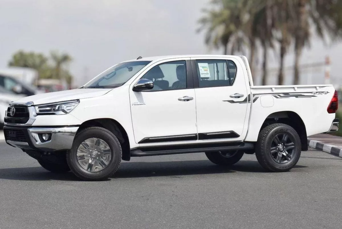 Toyota Hilux SGLX Toyota hilux 2.7L petrol MY2025 for export only-1-0