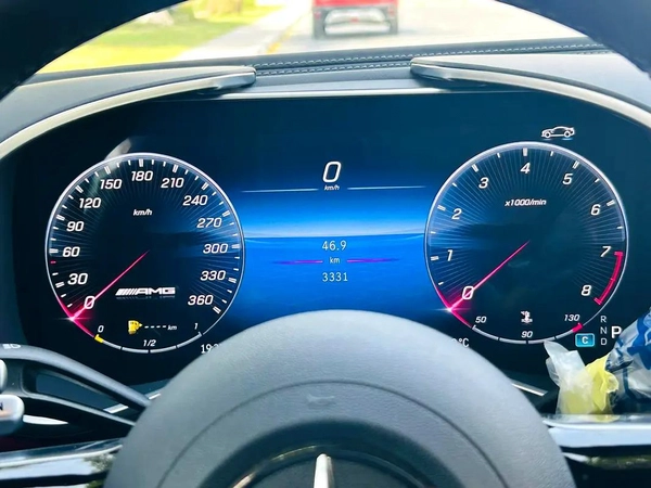 BENZ SL63 AMG - 2024 - 3300KM - LIKE BRAND NEW - FRESH JAPAN IMPORT