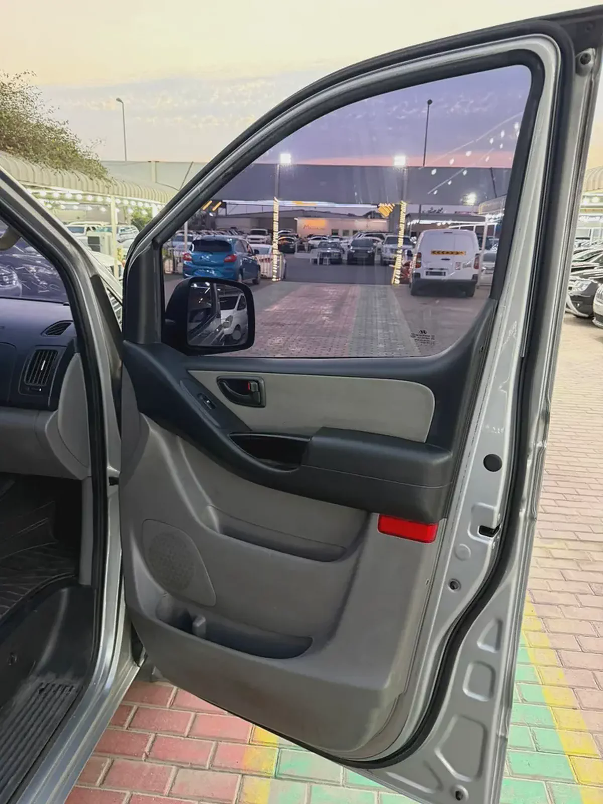 Hyundai Grand Starex 2017 GLS | Well Maintained | Korean Specs-7-7