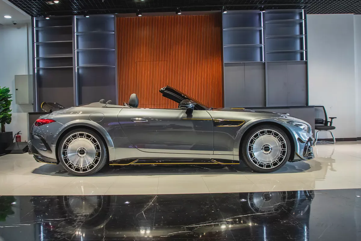 MERCEDES-BENZ SL63 AMG Bi-Turbo / 2022 / 3 YEARS WARRANTY N SERVICE AVAILABLE-5-5