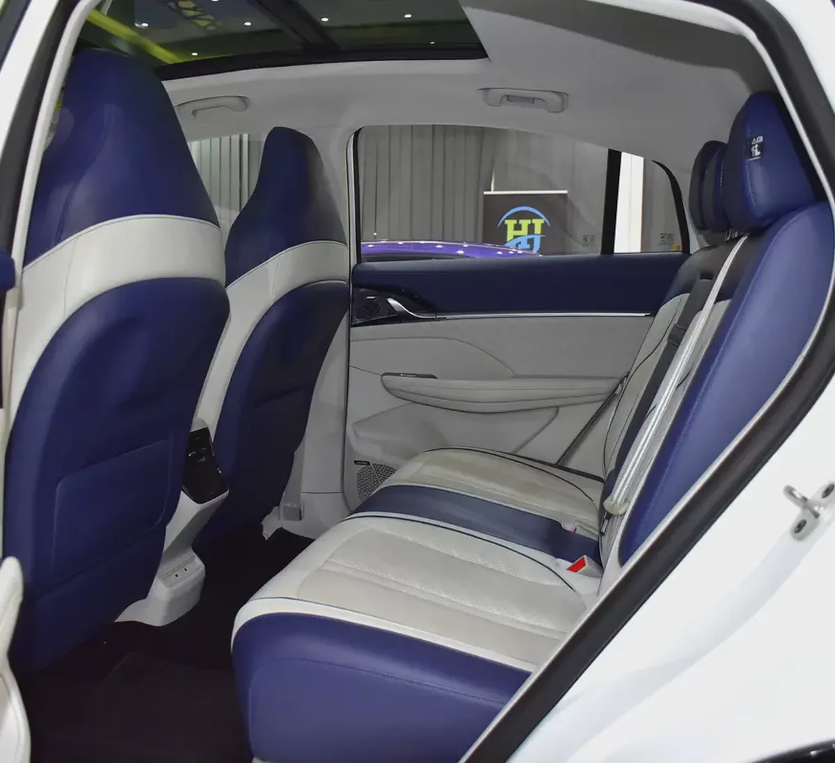 AED 872 EMi for 5Yrs | MG Whale ( 2022 Model ) in White Color Chinese Specs-16-16