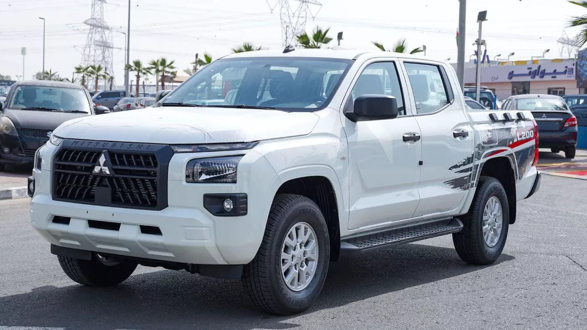Mitsubishi L200 GLX Brand New – 2.5L Turbo Diesel 4WD Manual – C86 – GCC 2026-2-0