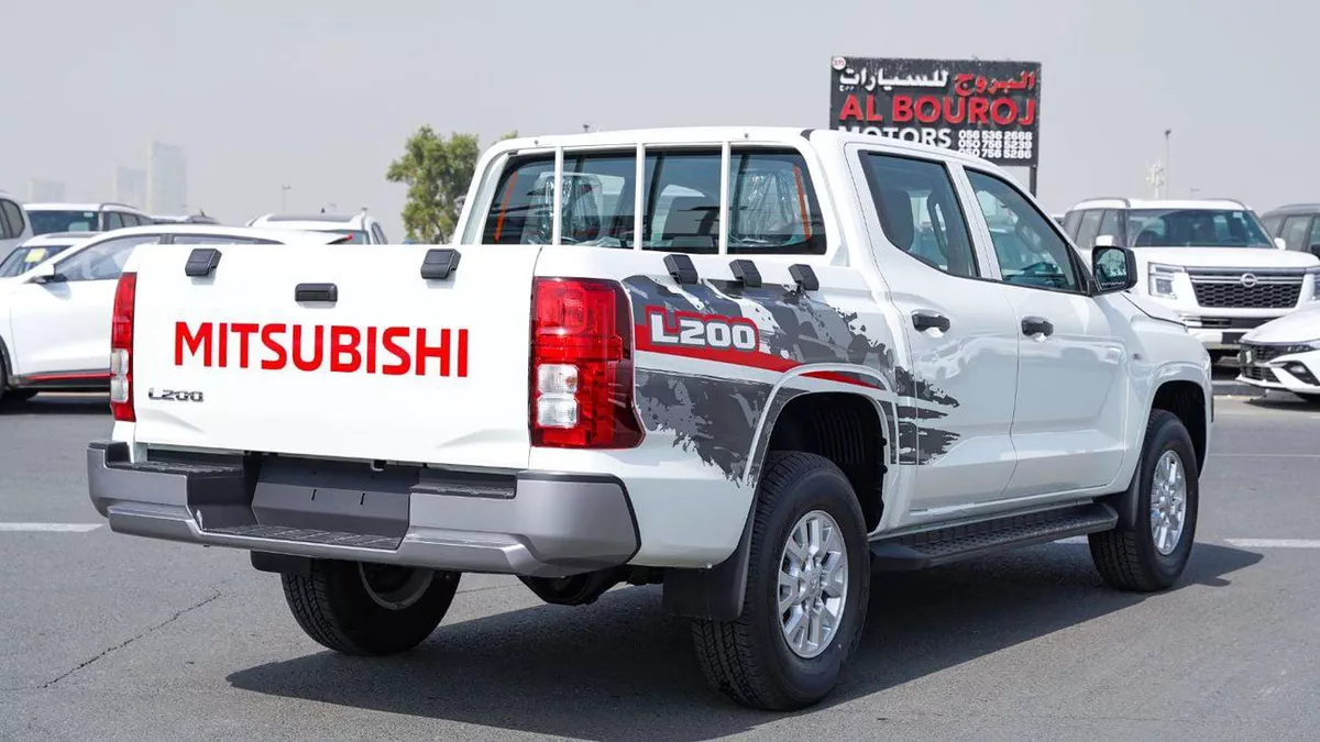 Mitsubishi L200 GLX Brand New – 2.5L Turbo Diesel 4WD Manual – C86 – GCC 2026-5-0