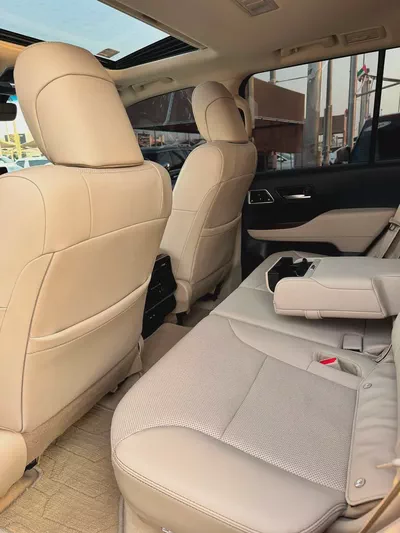 لاند كلوزر Toyota Land Cruiser 2023 GXR GCC Specs-15
