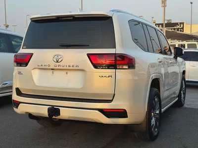 لاند كلوزر Toyota Land Cruiser 2023 GXR GCC Specs-16