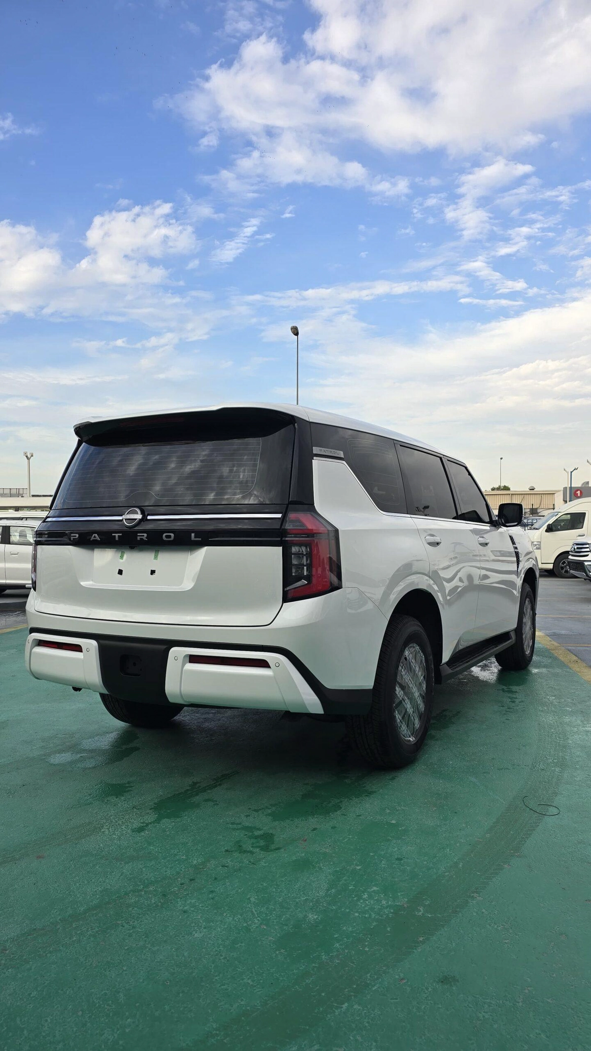 NISSAN PATROL SE 3.8L V6 PETROL 2026 – FULL OPTION-8-8