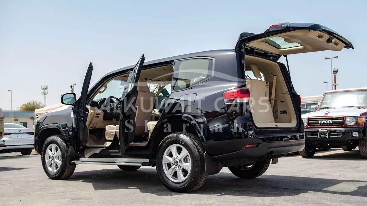 Toyota Land Cruiser GX TOYOTA LAND CRUISER LC300 GXR 3.3D AT MY2025 – BLACK-6-0