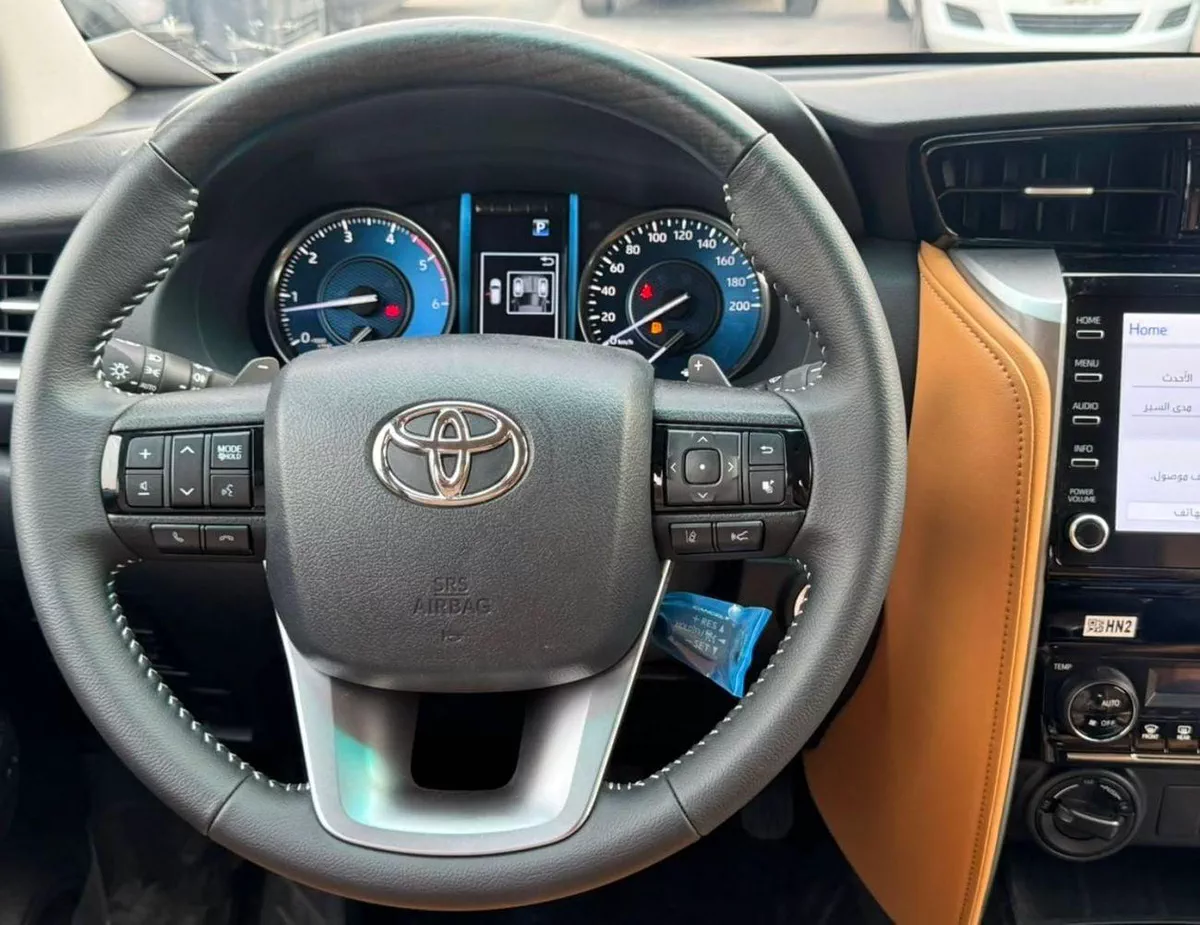 Toyota Fortuner SR5 || 2.8L DIESEL V4 4WD | RADAR | 360*CAMERA | AUTO AC (CODE # FD6FO)-17-0