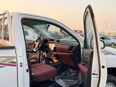 Toyota Hilux GL 2.7L Single Cab Utility-6