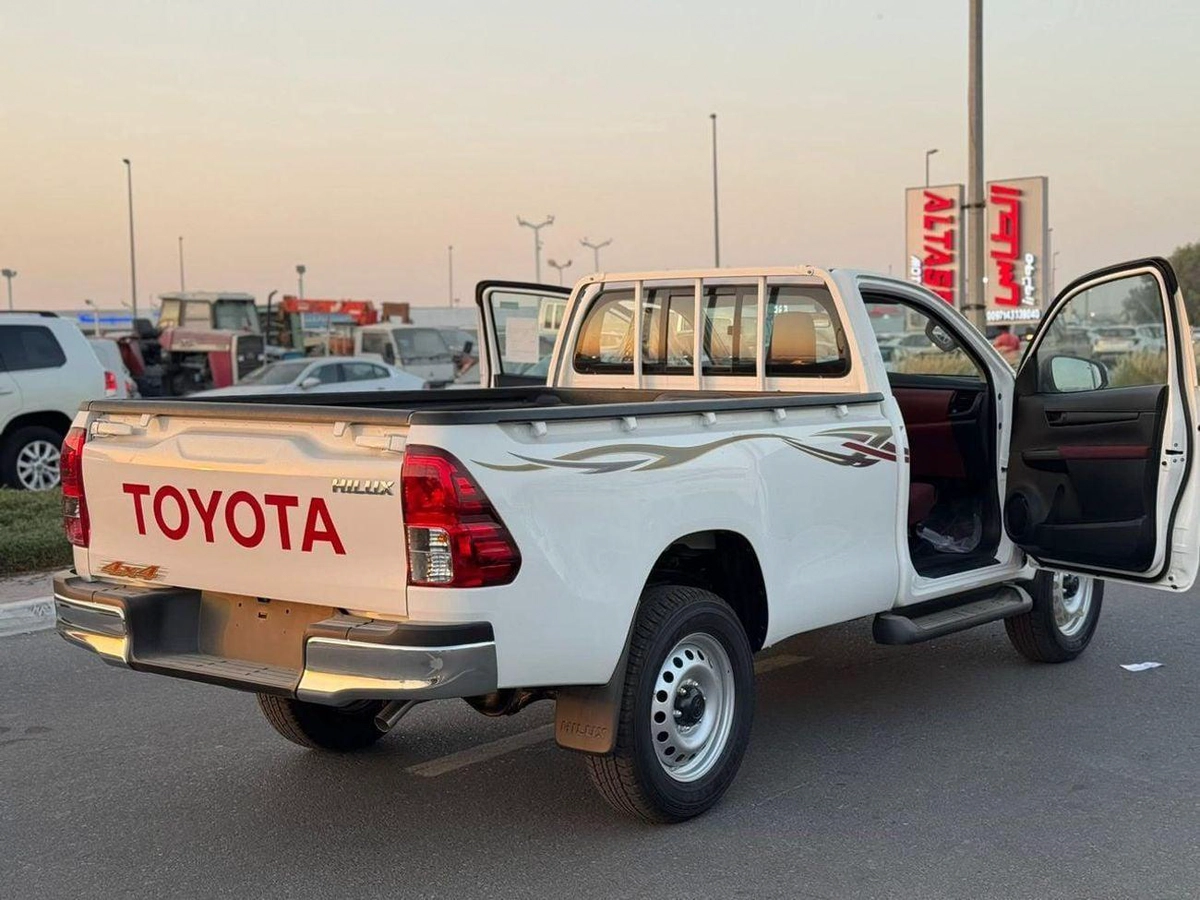Toyota Hilux GL 2.7L Single Cab Utility-3-3
