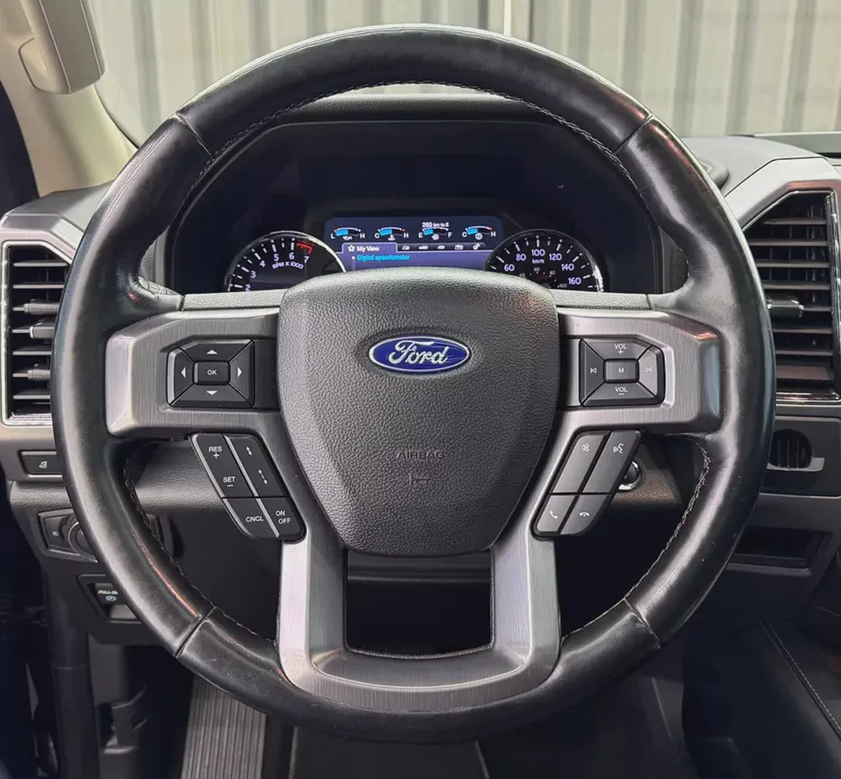 2019 Ford Expedition Platinum | GCC | 3.5 L V6 | 8 Seater Luxury SUV | Well maintained-13-13