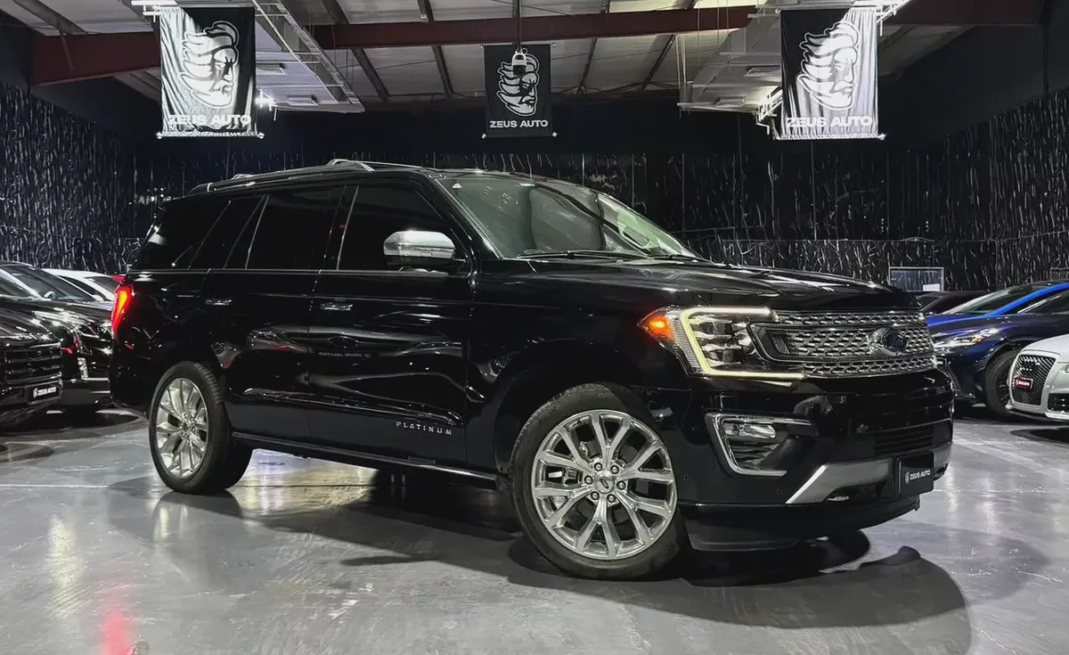 2019 Ford Expedition Platinum | GCC | 3.5 L V6 | 8 Seater Luxury SUV | Well maintained-2-2