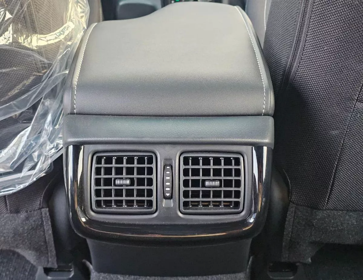 Toyota Hilux ADVENTURE EXL DOUBLE CABIN || 4.0L V6 PETROL | AIR COMPRESSOR | ROLLBAR | 360*CAMERA | FR&RR P/SENSOR (CODE#HP-24-0