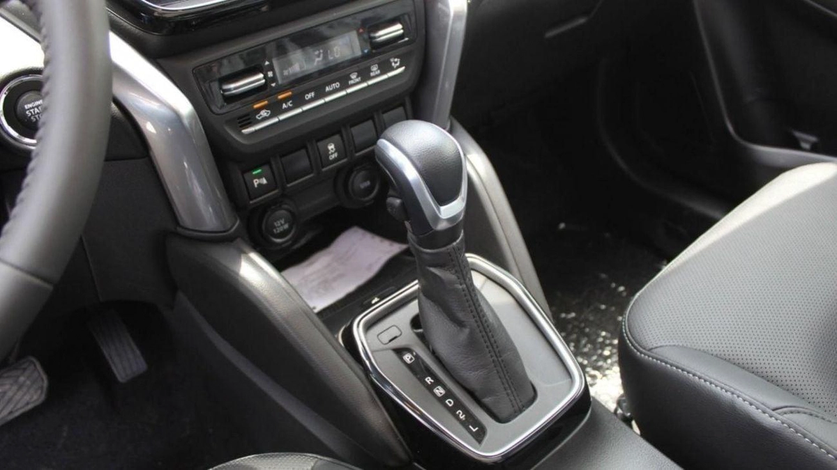 Suzuki Grand Vitara GLX Suzuki grand vitara 4x2 AT 1.5l petrol MY2025-9-0