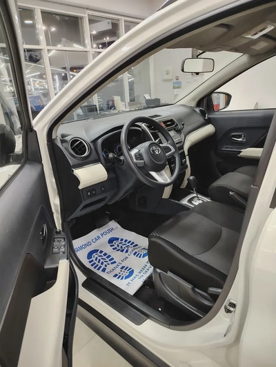 Toyota Rush GX 2022 - GCC Specs - Excellent Condition-6