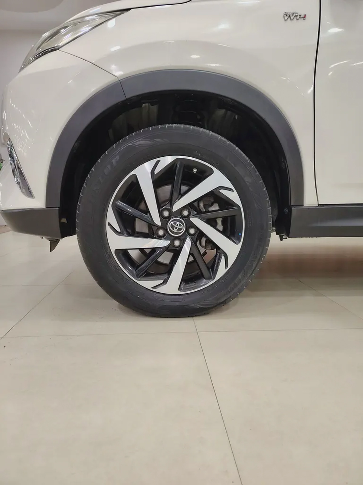 Toyota Rush GX 2022 - GCC Specs - Excellent Condition-12-12