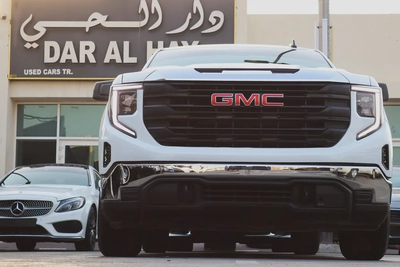 GMC Sierra SLE 2024 American Specs - Like New Condition-1