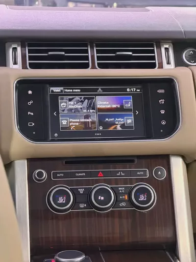 Land Rover Range Rover Vogue SE 2016 | GCC Specs-11