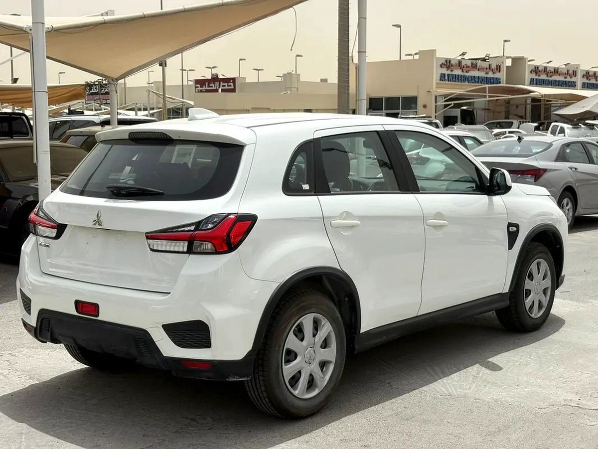 Mitsubishi ASX GLS 2022 GCC Specs Original paint Excellent Condition-6-6