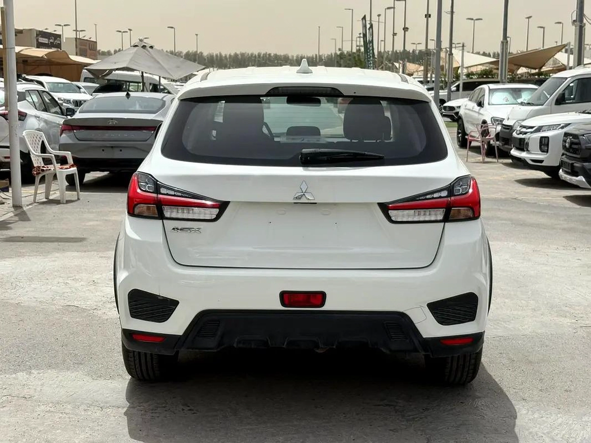 Mitsubishi ASX GLS 2022 GCC Specs Original paint Excellent Condition-8-8