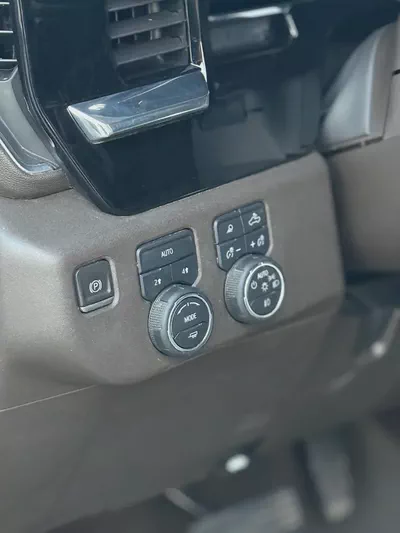 Chevrolet Silverado 1500 RST 2023 GCC Specs-7