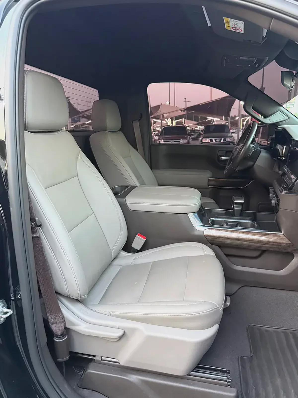 Chevrolet Silverado 1500 RST 2023 GCC Specs-5-5