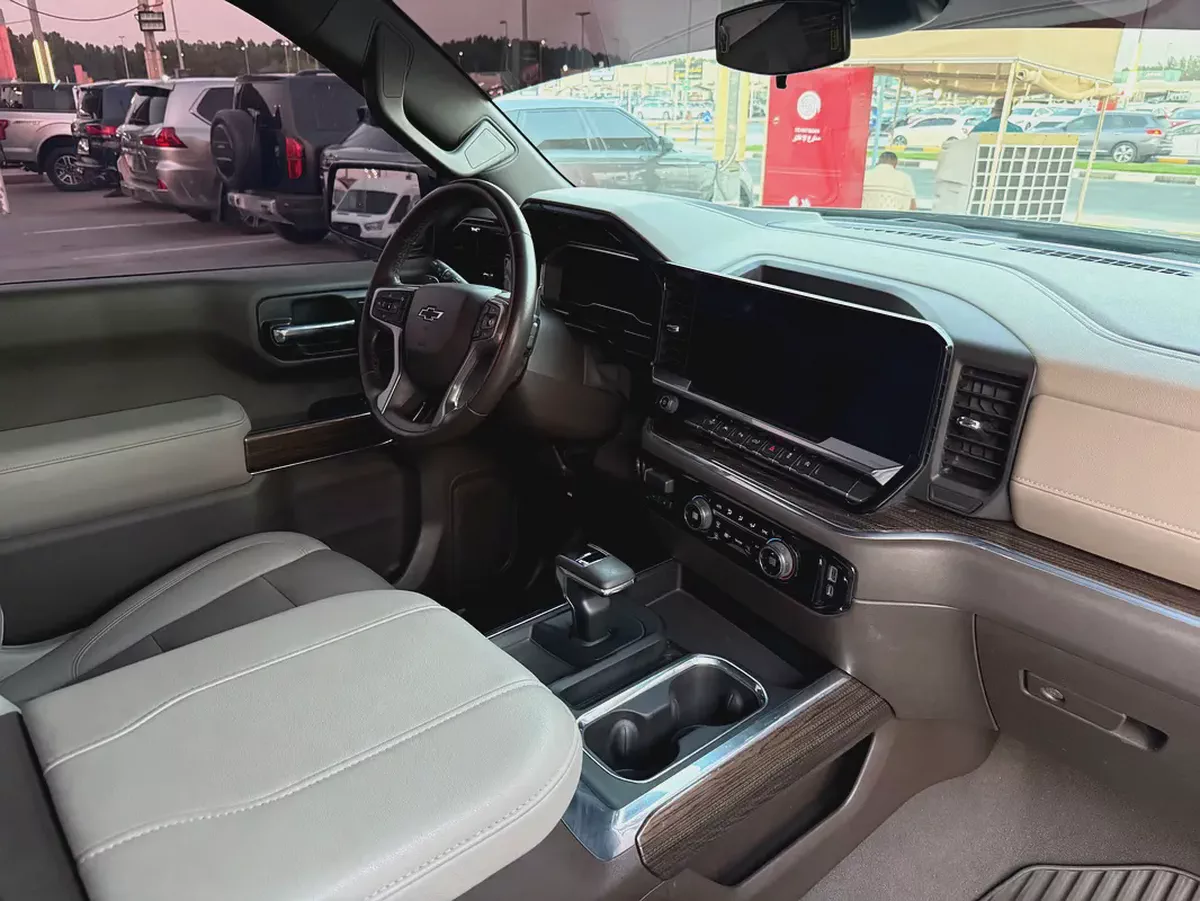 Chevrolet Silverado 1500 RST 2023 GCC Specs-6-6