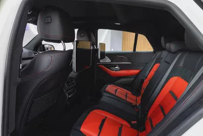 2021 - Mercedes-Benz GLE63s AMG - GCC Specs for 319,000.00 AED-10