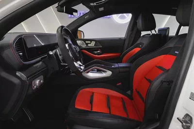 2021 - Mercedes-Benz GLE63s AMG - GCC Specs for 319,000.00 AED-8