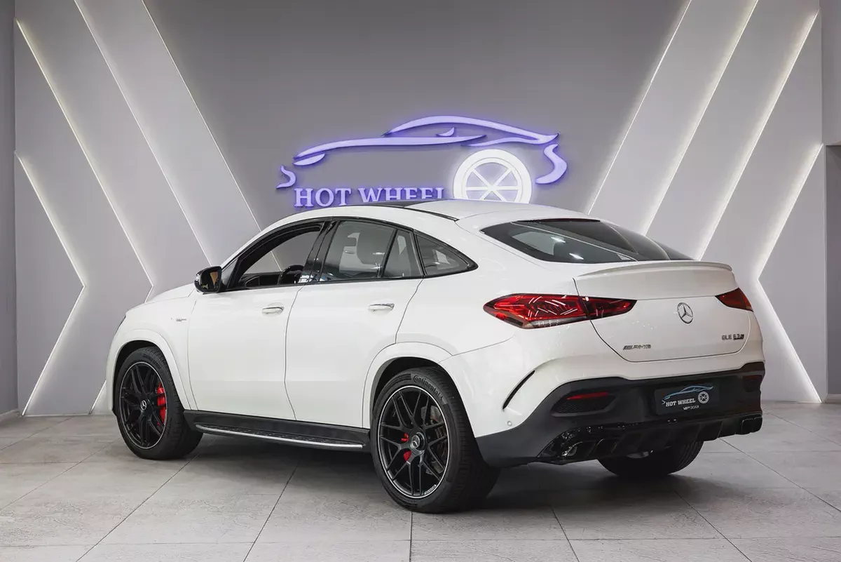 2021 - Mercedes-Benz GLE63s AMG - GCC Specs for 319,000.00 AED-3-3