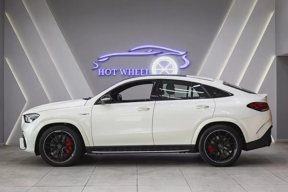2021 - Mercedes-Benz GLE63s AMG - GCC Specs for 319,000.00 AED-4-4