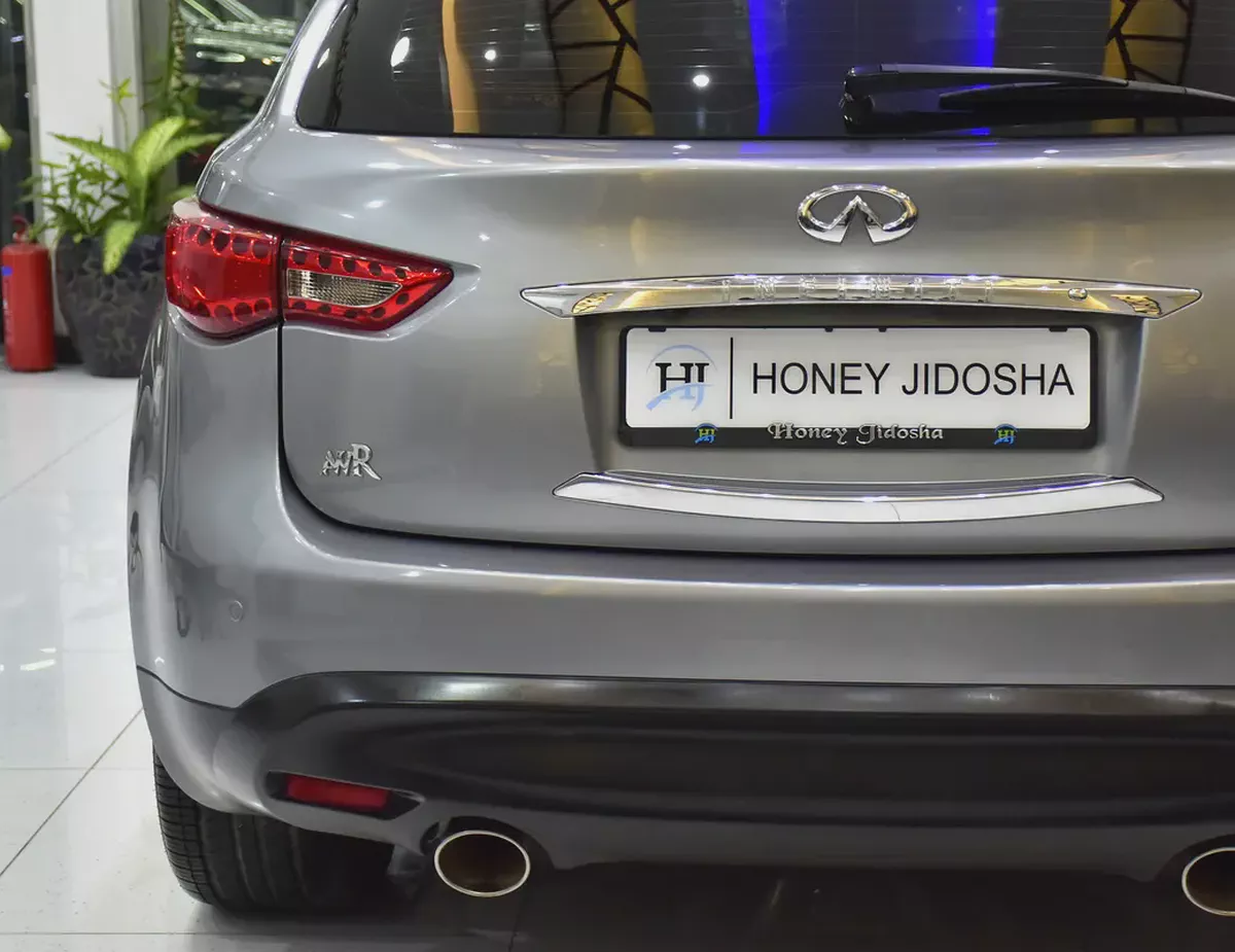 AED 1,012 EMi at 0% DP | Infiniti QX70 ( 2020 Model ) in Silver Color GCC Specs-7-7